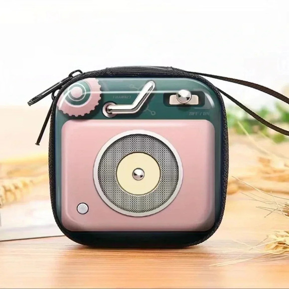 Blossom Boutique Accessories - Retro Player Air Pod Case
